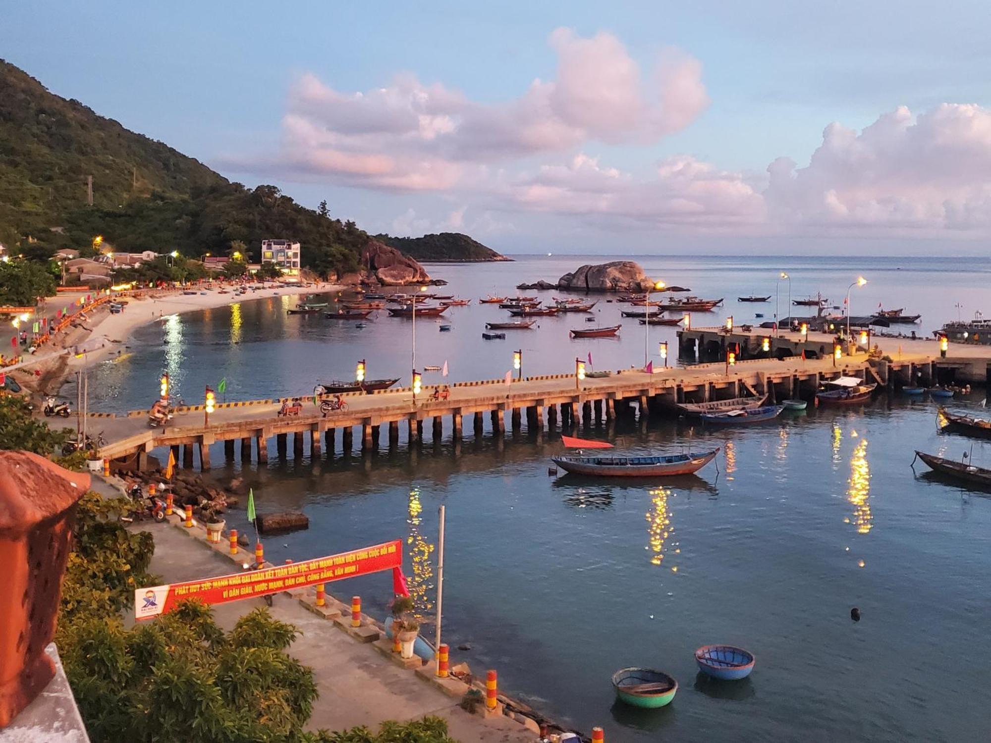 Tuan Thanh Homestay Tân Hiệ Esterno foto