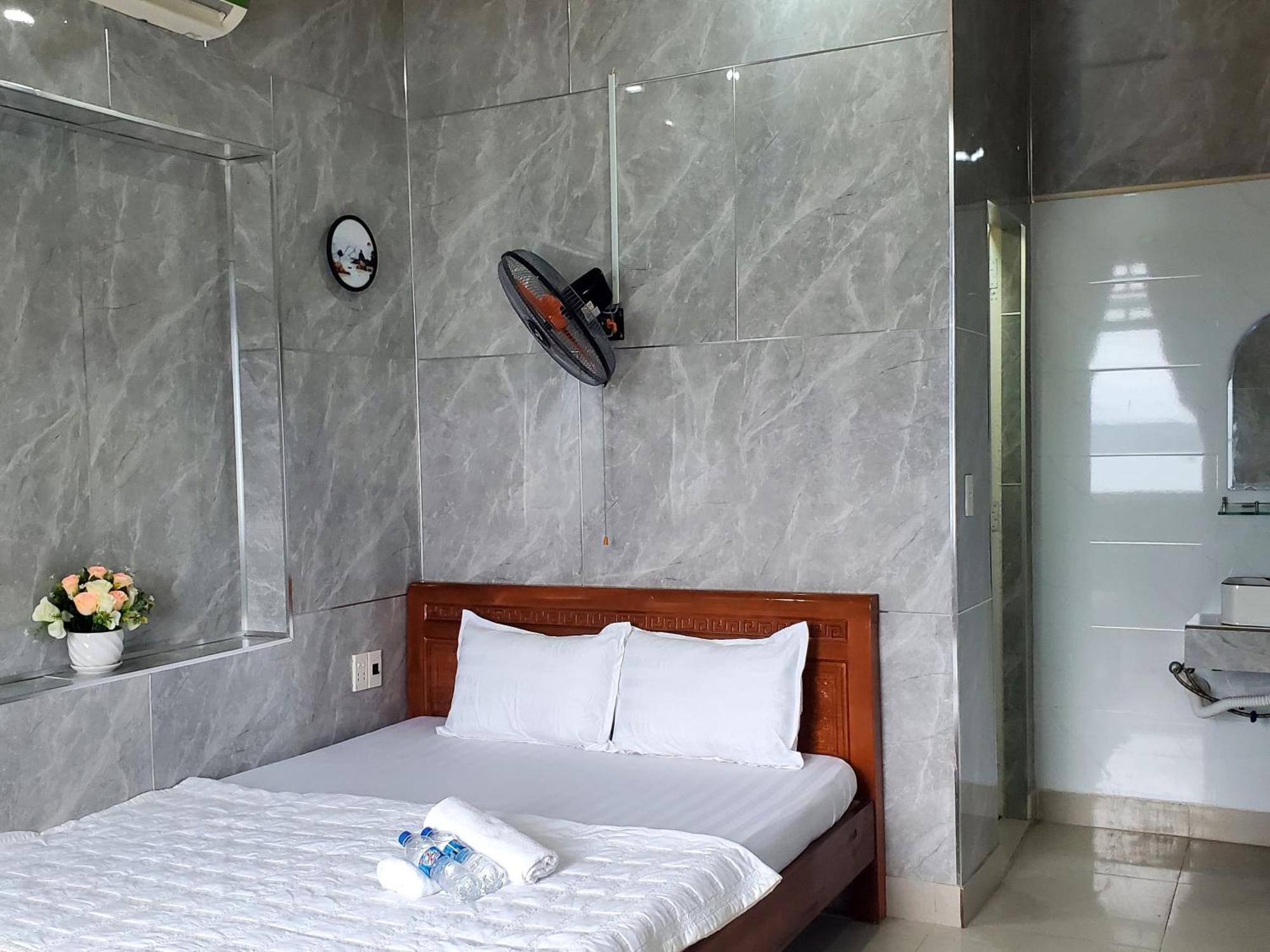 Tuan Thanh Homestay Tân Hiệ Esterno foto